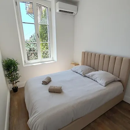 T5 Spacieux & Cosy - 4 Climatisees - 2 Min Gare Apartment